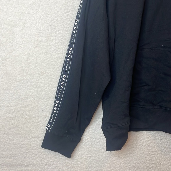 NWT DKNY Sport Womens Black Crewneck Logo Sleeve Sweater Top SIZE 2X PLUS - Picture 8 of 9